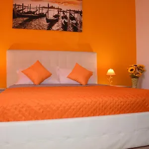 venice-day-apartment.hotelinveneto.com/