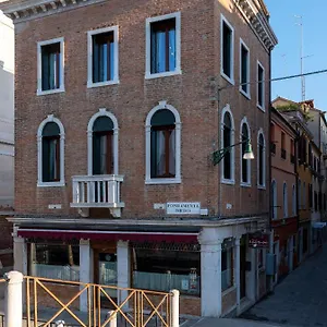 fosca-venice-rooms.hotelinveneto.com/