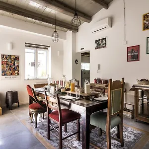 Ad Hoc Couette-café Palerme